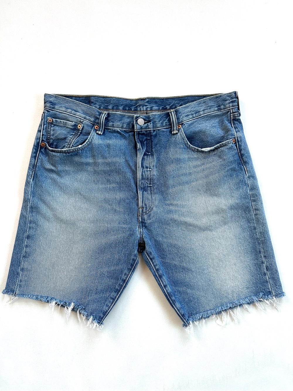 LEVIS MENS 501 CT CUSTOM TAPERED CUT-OFF SHORTS JORTS SALT FADE 9” INSEAM Sz36